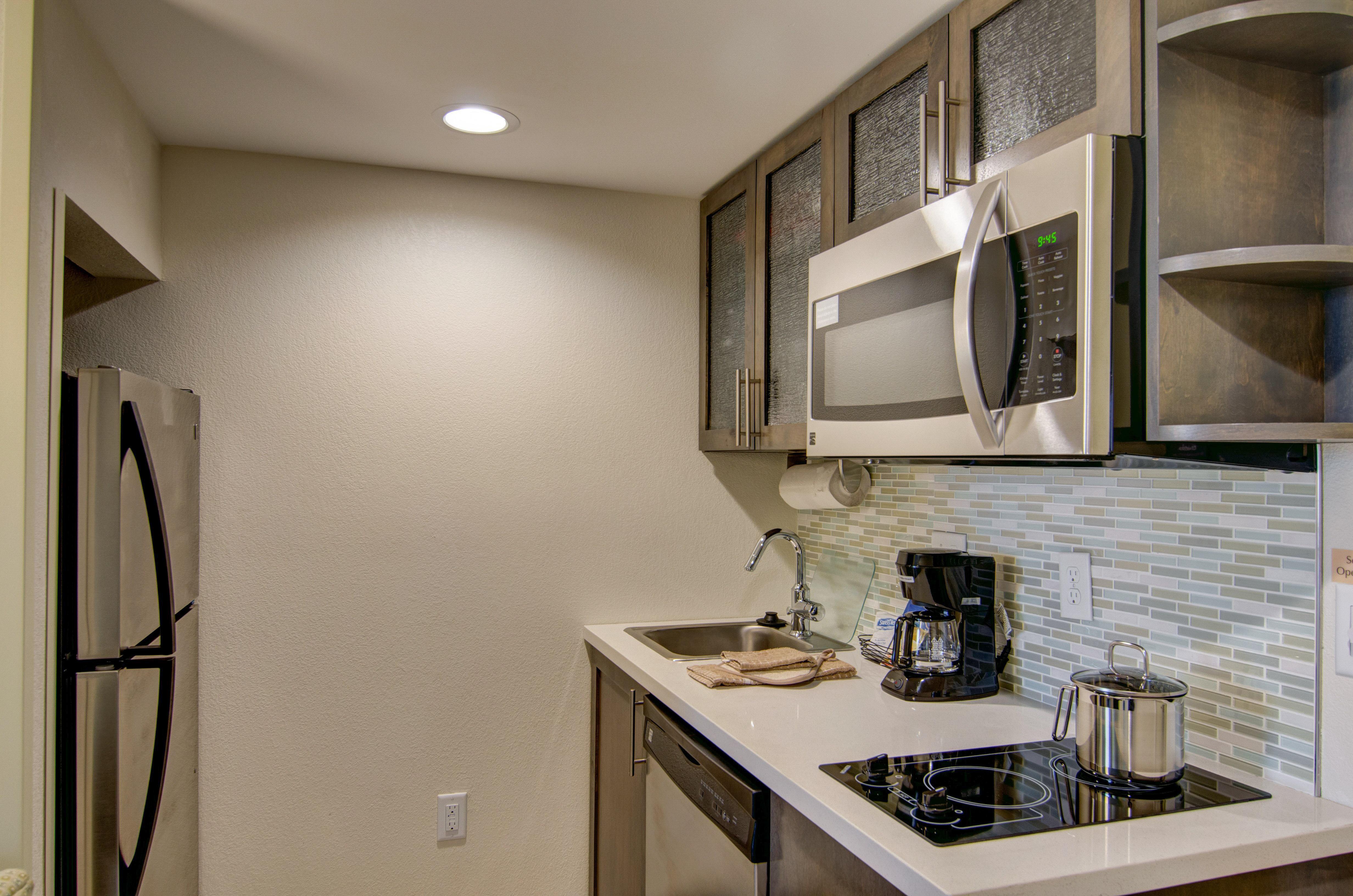 Hotel Candlewood Richmond - West Broad By Ihg 3*