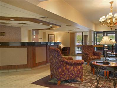 Candlewood Richmond - West Broad By Ihg Dumbarton
